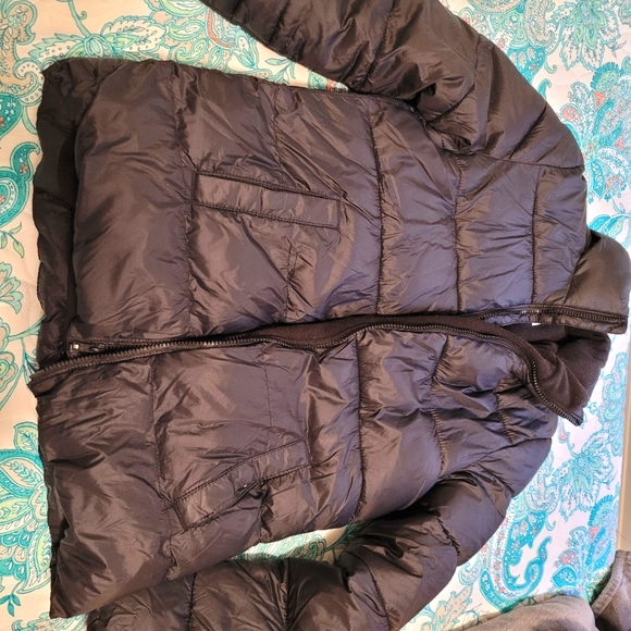 Old navy winter bomber jacket - Picture 2 of 7